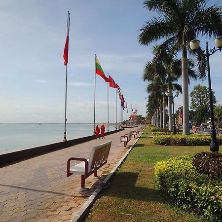 Longlin House I Hotel Phnom Penh Esterno foto